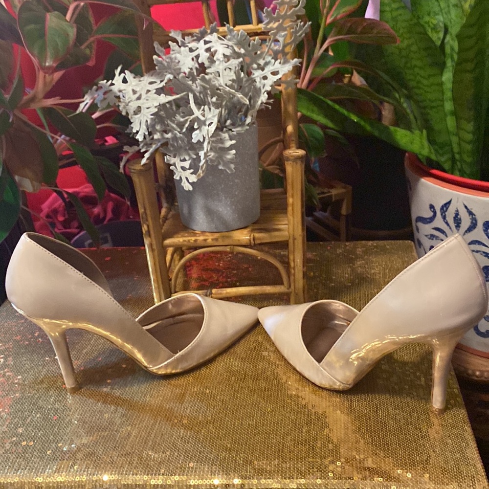 Patent Pumps like new condition!